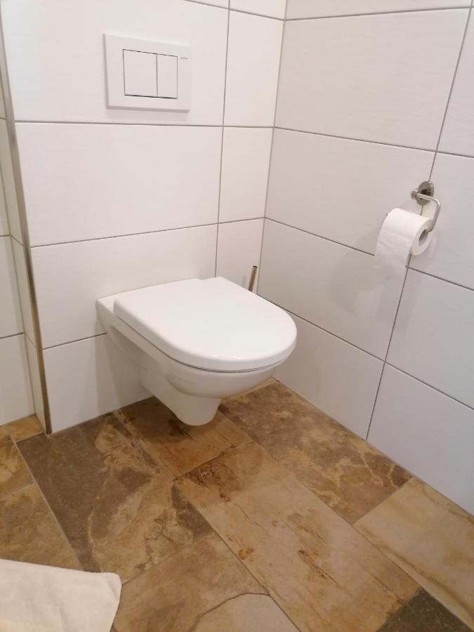 Peterseil'S Radl Zimmer Mauthausen Buitenkant foto